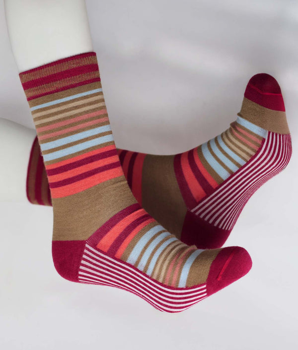 Medias Mujer Lineas Vinicunca