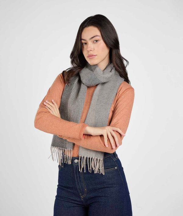 Made of angles scarf - Gris grafito