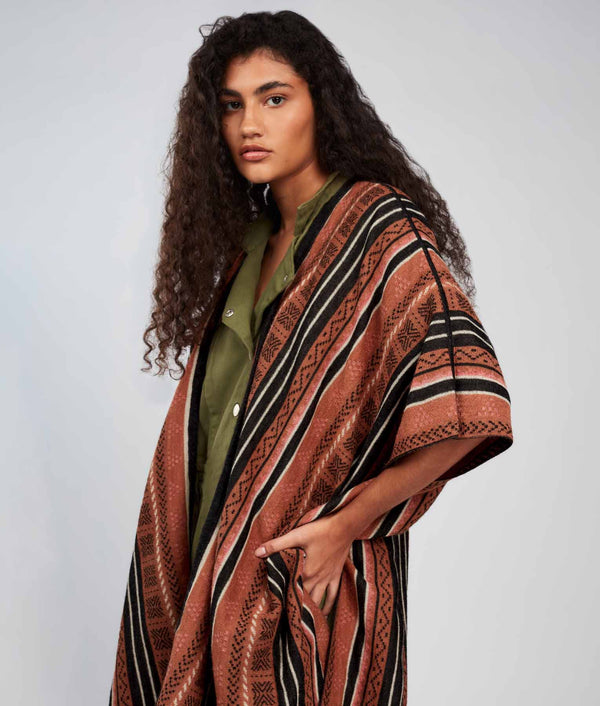 Poncho Festejo Reversible - Rosa Desvaído Y Champiñón