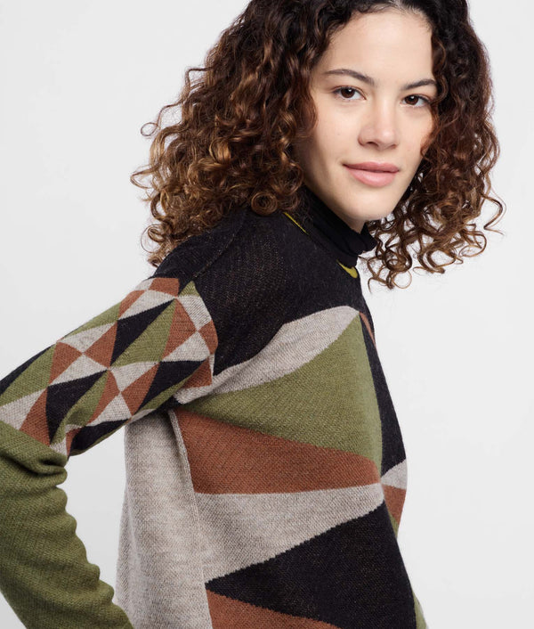 Chompa Jacquard Geoelement