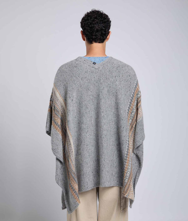 Poncho Jacquard Asimétrico